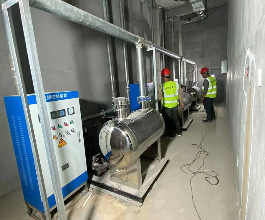 Instalación de equipos de suministro secundario de agua.